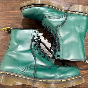 Dr Martens 1460 Smooth Leather Lace Up Boots